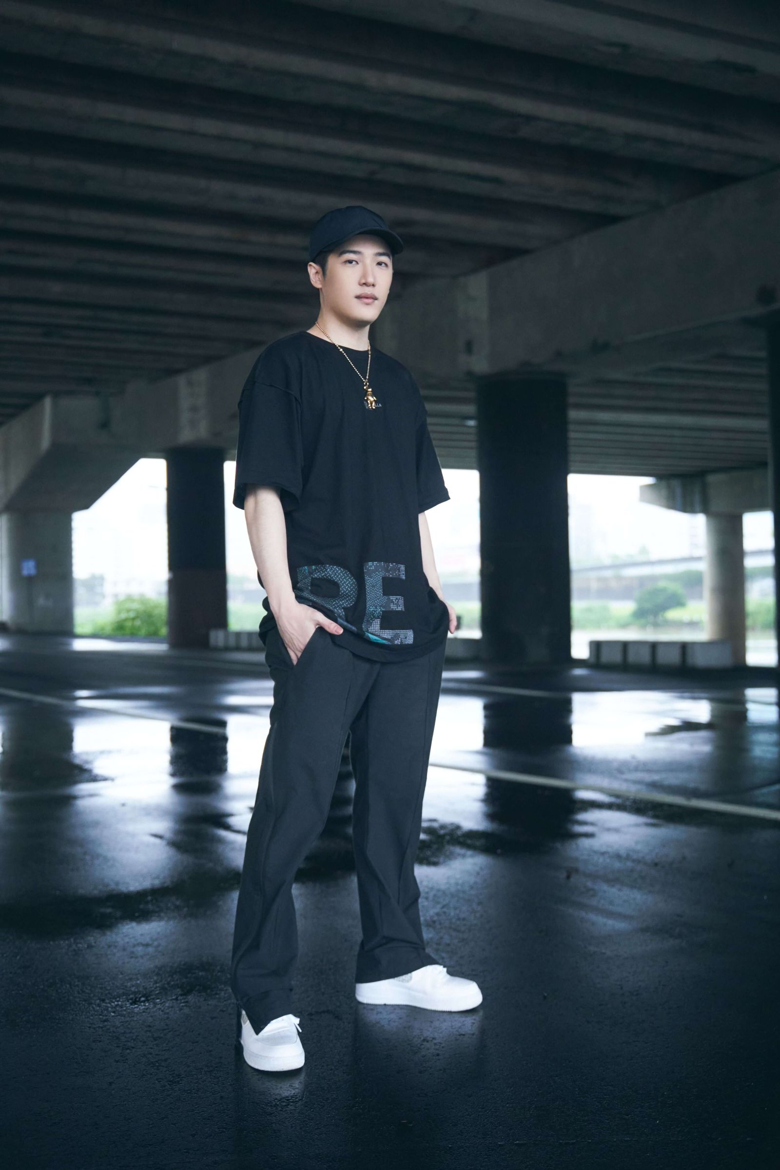 新專輯廣受好評!熊仔MV集結「6組嘻哈音樂人」的創作故事成紀