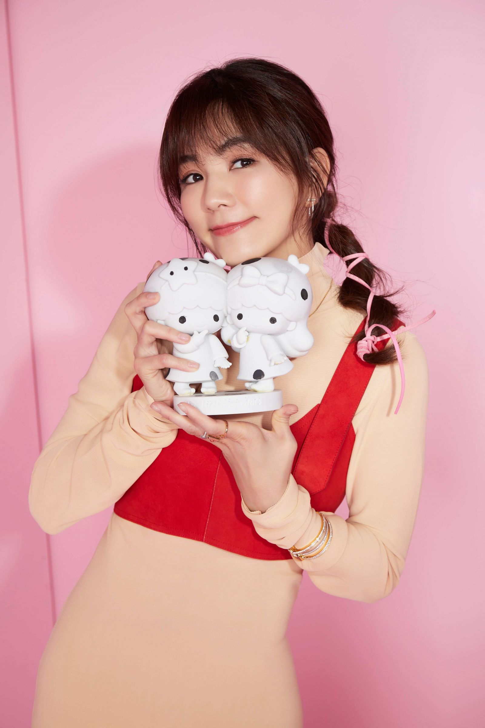 Ella最愛雙星仙子 抱抱節「演唱會陣容公開」!