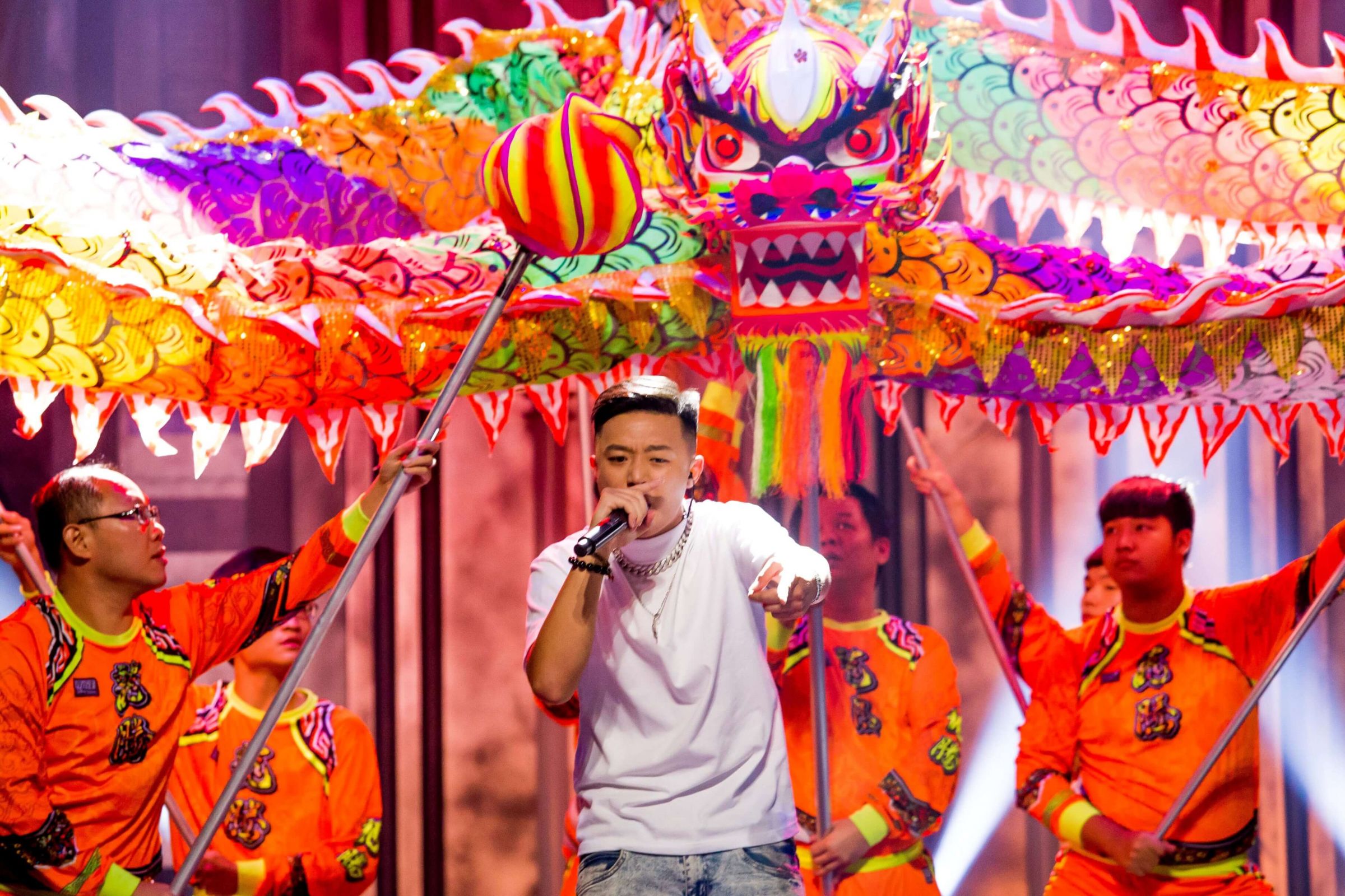 《大嘻哈時代》選手挑戰在地文化 剃刀蔣大讚:大嘻哈聽過最浪漫的一首歌
