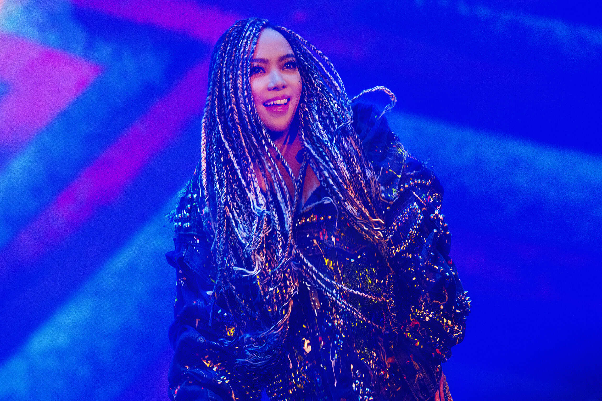 神隱近1年拋震撼彈　張惠妹「宣告免費開唱」！