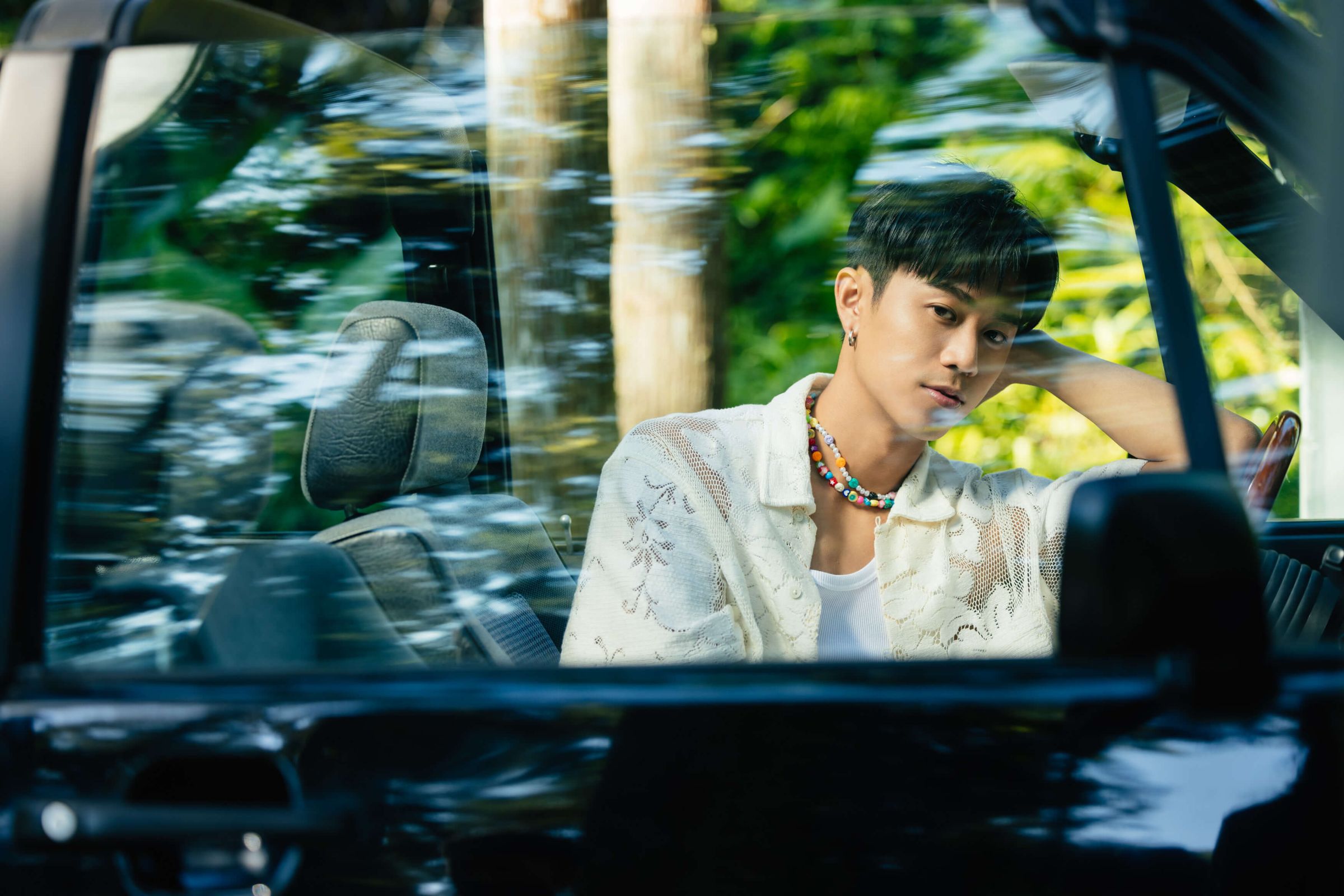 Kevin 廖柏雅獻「第一次」 !全新單曲MV與席惟倫初吻大放送