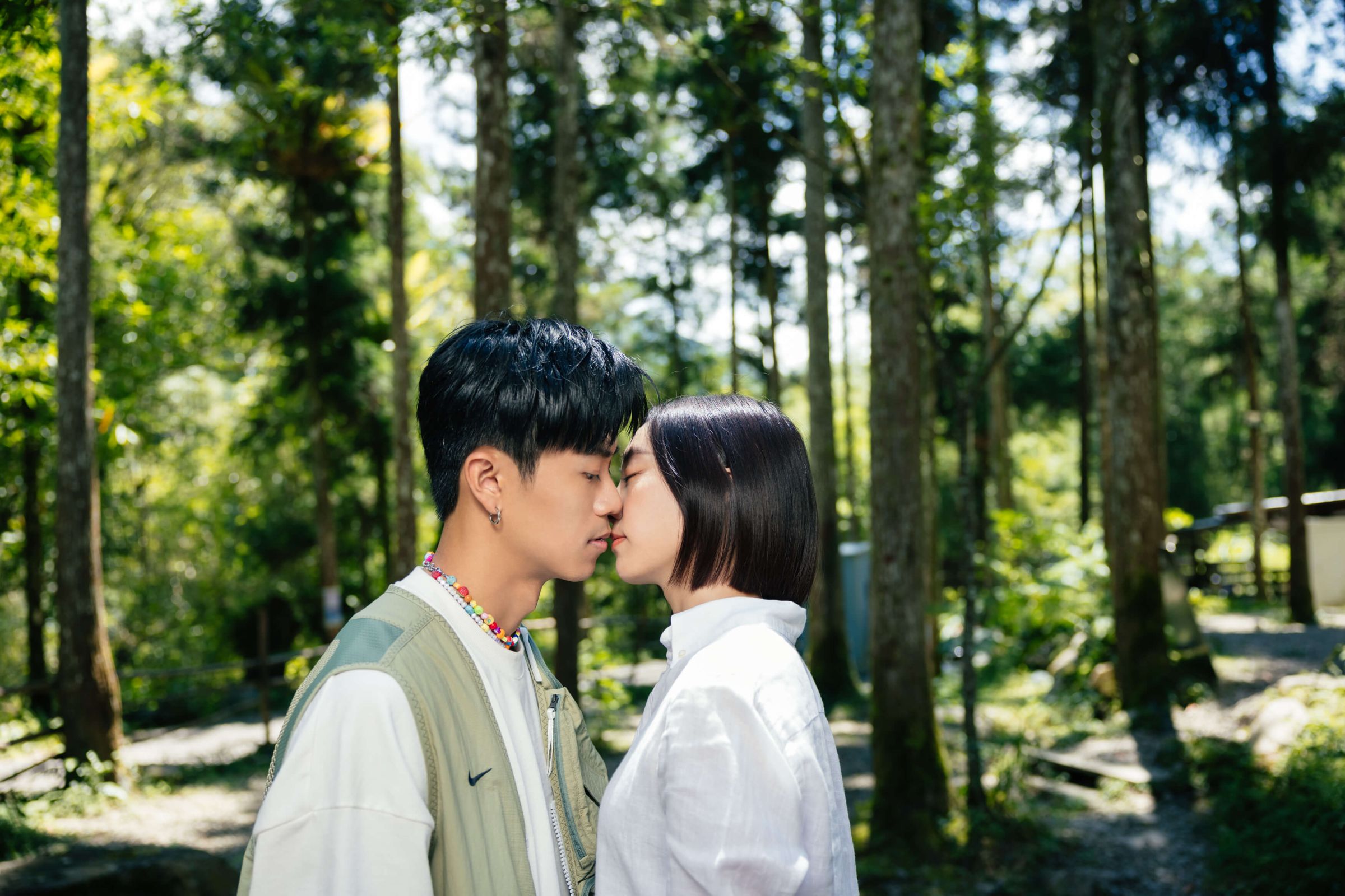 Kevin 廖柏雅獻「第一次」 !全新單曲MV與席惟倫初吻大放送