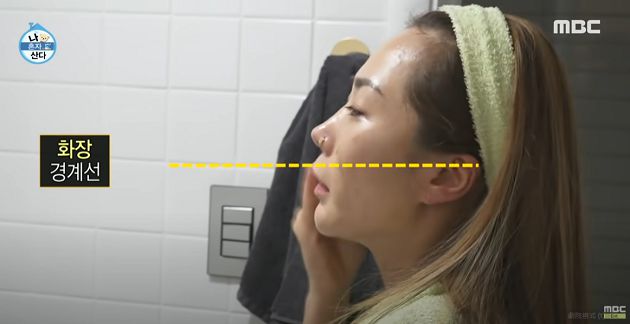 Honey J「強勢姐姐」反轉魅力！熊貓眼、「化半妝」真性情流露粉絲大增