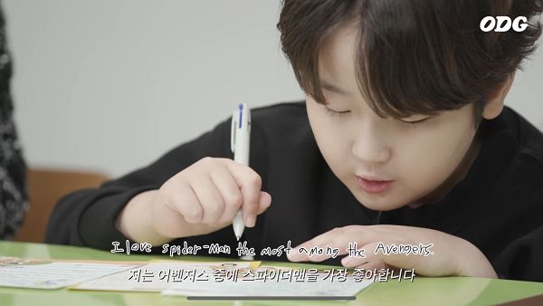 韓國男童與蜘蛛人視訊超緊張！湯姆霍蘭德「暖心安撫」被讚爆