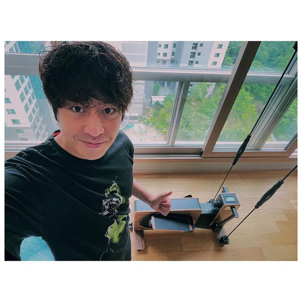 這是炫耀文吧？神話Eric「買啤酒被要身分證」：我43歲了