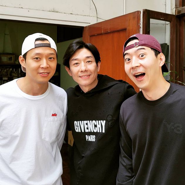 朴有天弟弟也呼麻？