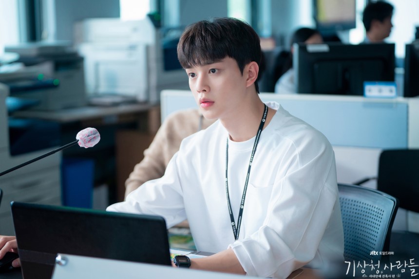 宋江3/4粉絲見面會資訊一覽!盤點5部「Netflix乾兒子」必追韓劇 火辣床戲秀壯碩身材
