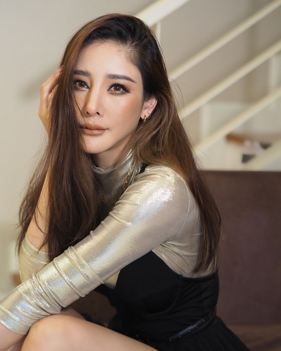 泰女星溺水命案證據再+1!疑離世前遭「剖開大腿放血」 2男丟包畫面瘋傳
