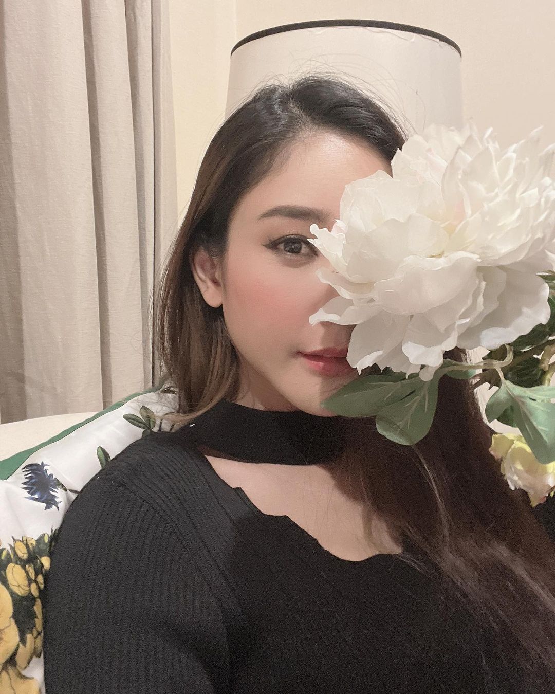 泰女星溺水命案證據再+1!疑離世前遭「剖開大腿放血」 2男丟包畫面瘋傳
