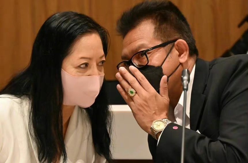 墜河泰女星親媽「收嫌疑犯當乾兒子」!神探大叔爆料:她只要錢不想要真相