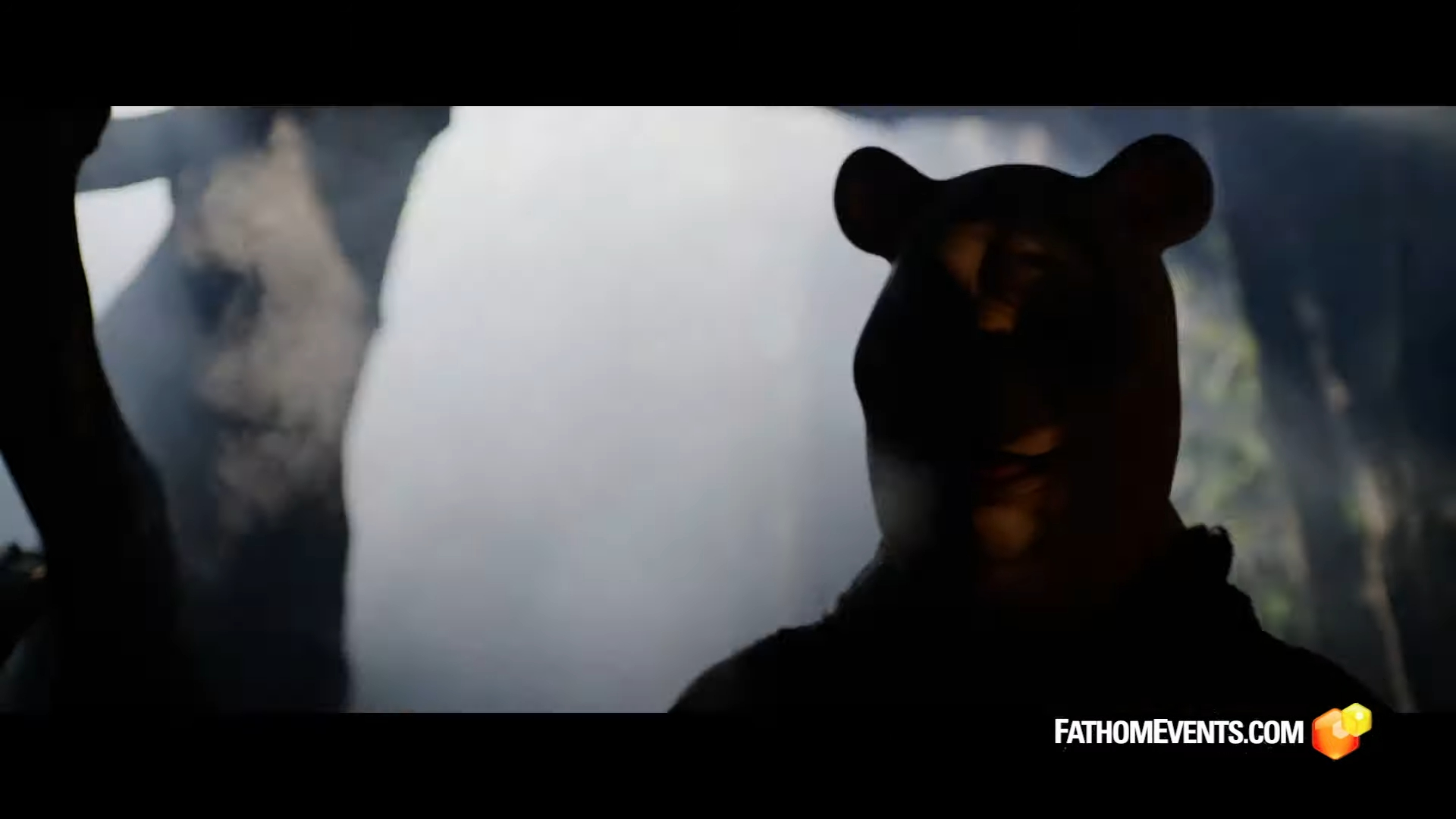 驚人尺度毀三觀!《小熊維尼:血與蜜》詭異維尼「猛抓受害者」駭人音效毛骨悚然