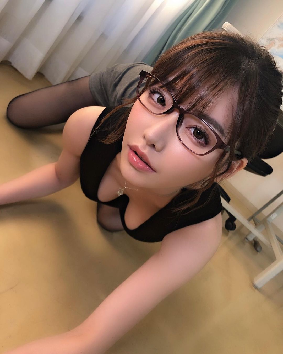 酒後吐真言?女優深田詠美喝醉失言「男人想約會就該付錢」網狂轟:女權自助餐