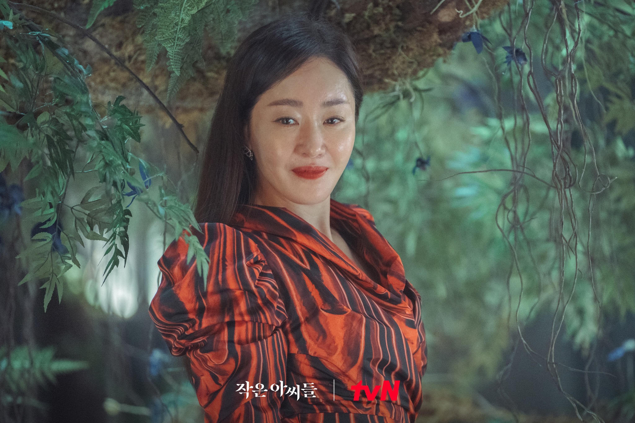 韓劇《小女子》結局10點解析：劇情大反轉、關鍵人物復活！絕命蘭花藏悲傷真相