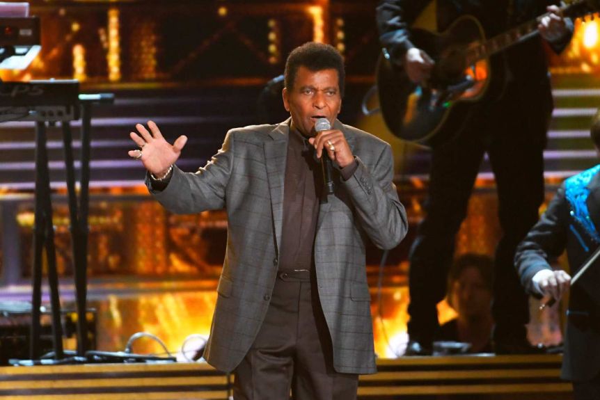 獲獎一個月後病逝! 美首位黑人鄉村歌手Charley Pride 證實死於新冠肺炎
