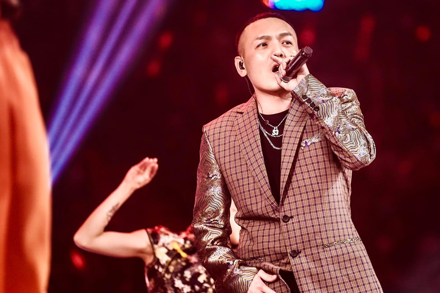 九把刀新片秘密籌備中！男主角竟是「台灣天團團長」　試鏡過程保密到家