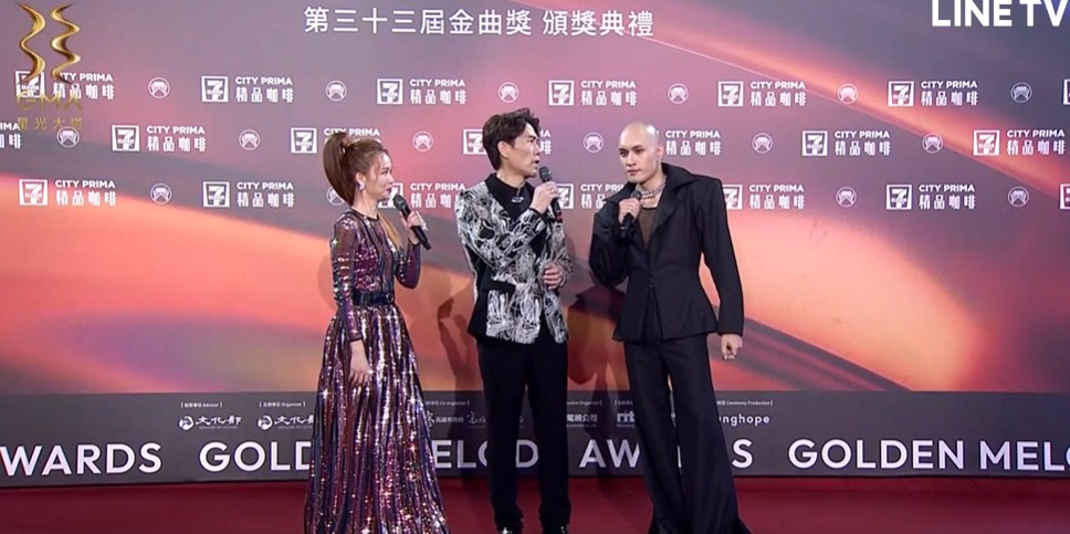 金曲33／國民姑丈羅時豐帥氣登紅毯！「結實好身材」包不住　首接主持壓力大：吃藥才能睡