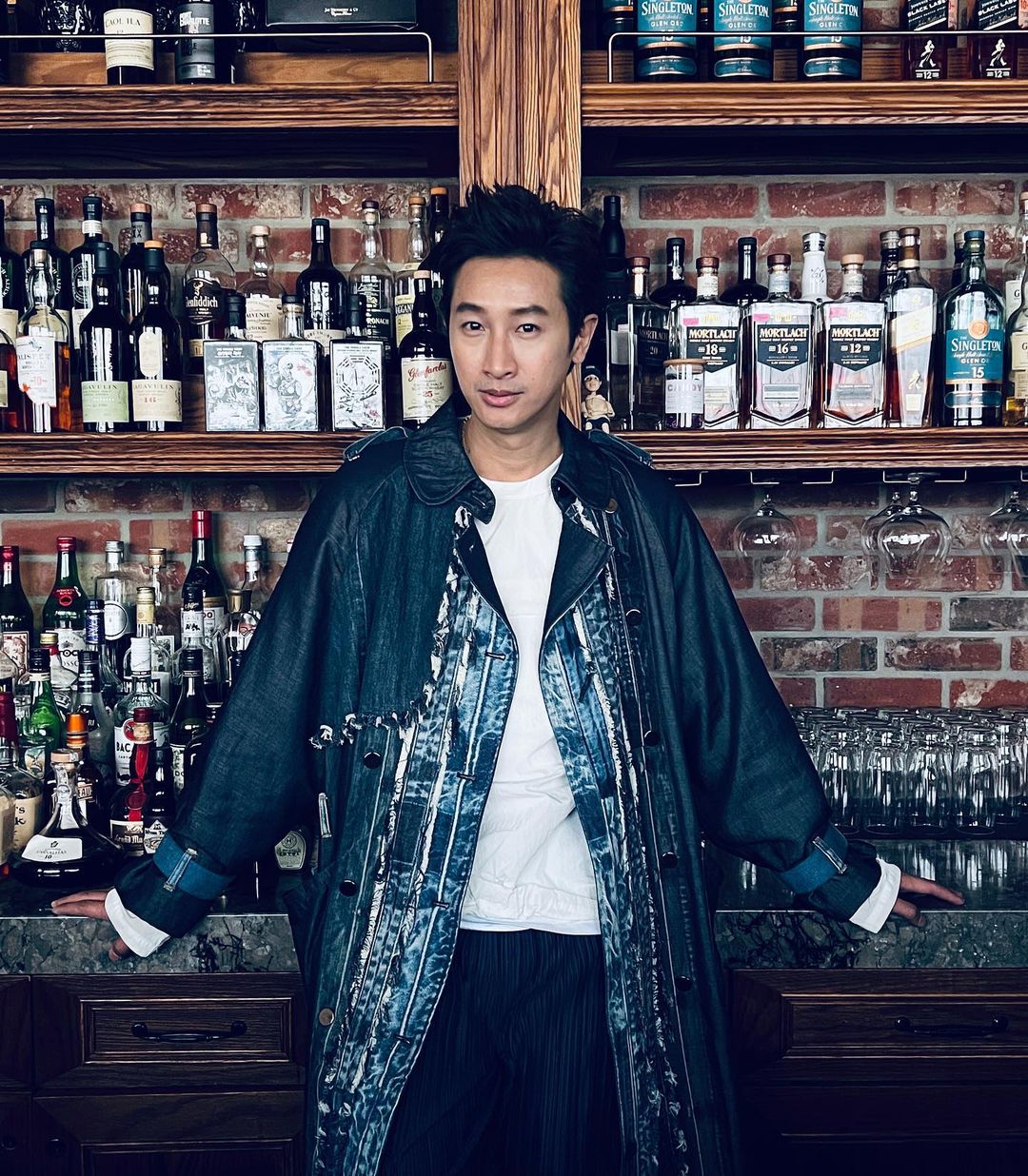 金鐘男星「為戲DIY」！當眾洩慾全被拍　曝陰暗面直呼：拍謎片不容易