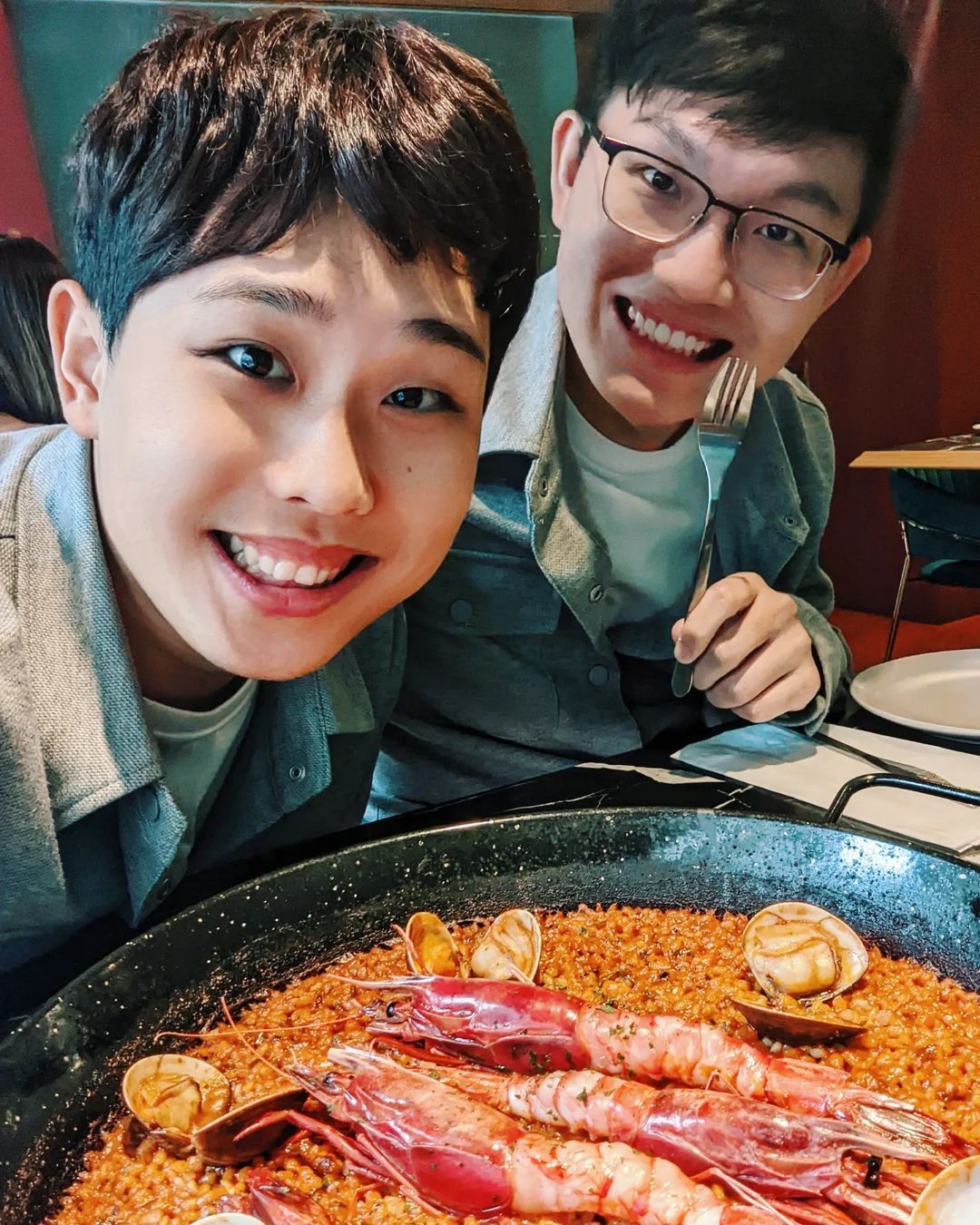 理想混蛋雞丁交往未婚夫六週年！曬「親密合照」大放閃　甜喊：謝謝你愛我