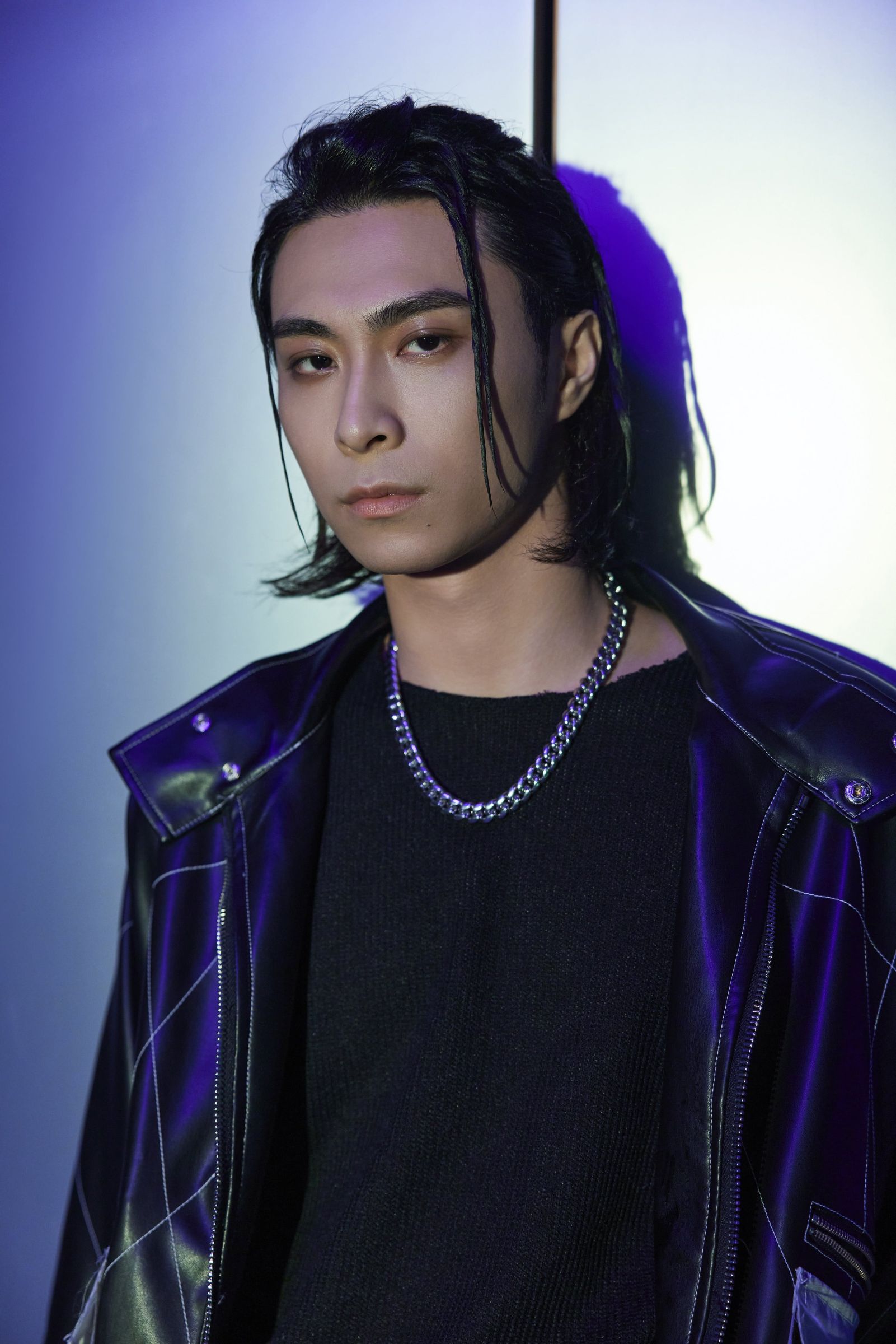 「FEniX」MAX發抒情單曲〈無名賊〉！展現扎實唱功　自爆心目中女神人選