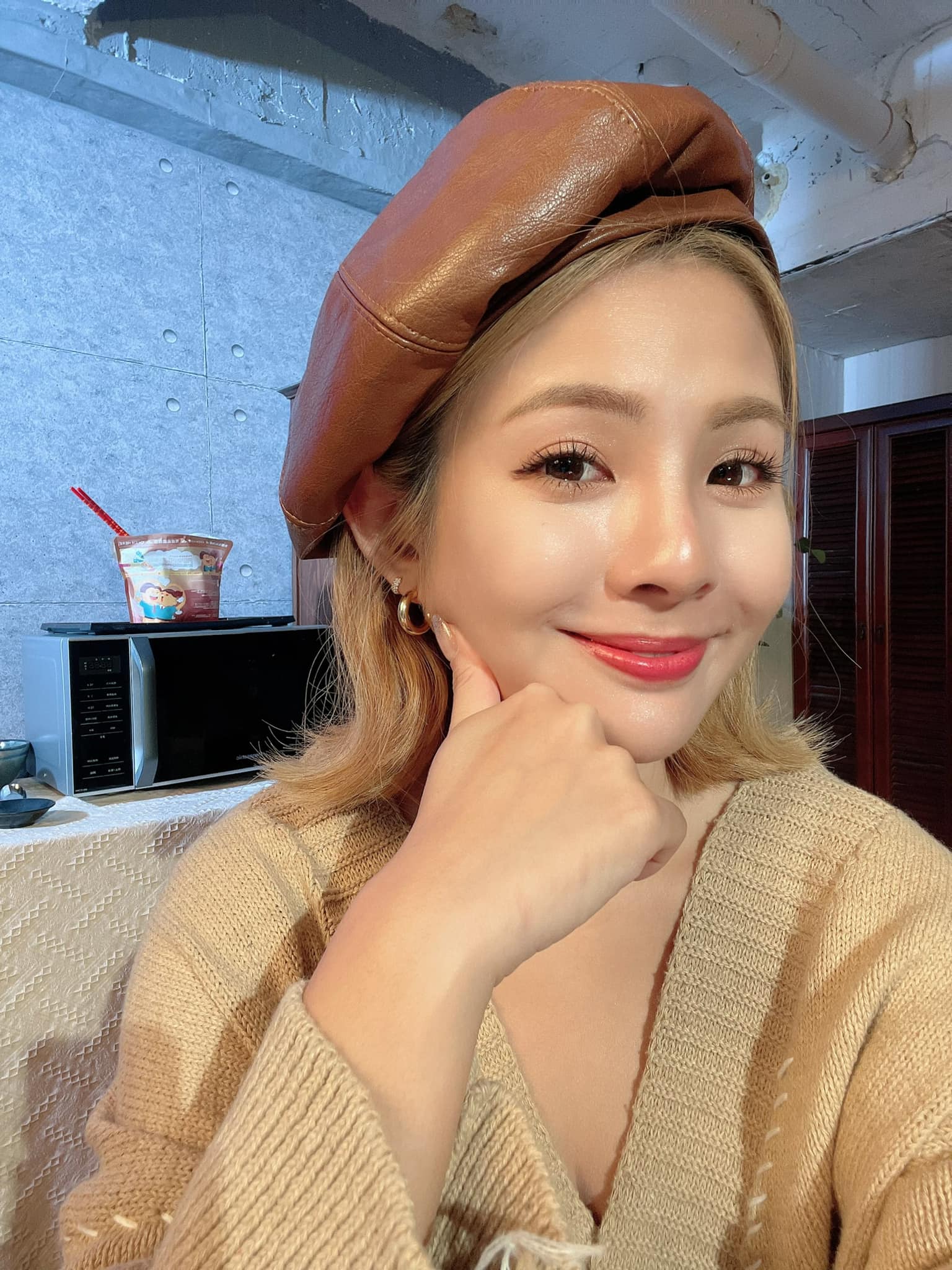 李佳穎大方認愛羊肉爐新歡！親曝「分手前任原因」　還原交往時間軸：不是鮪魚介紹