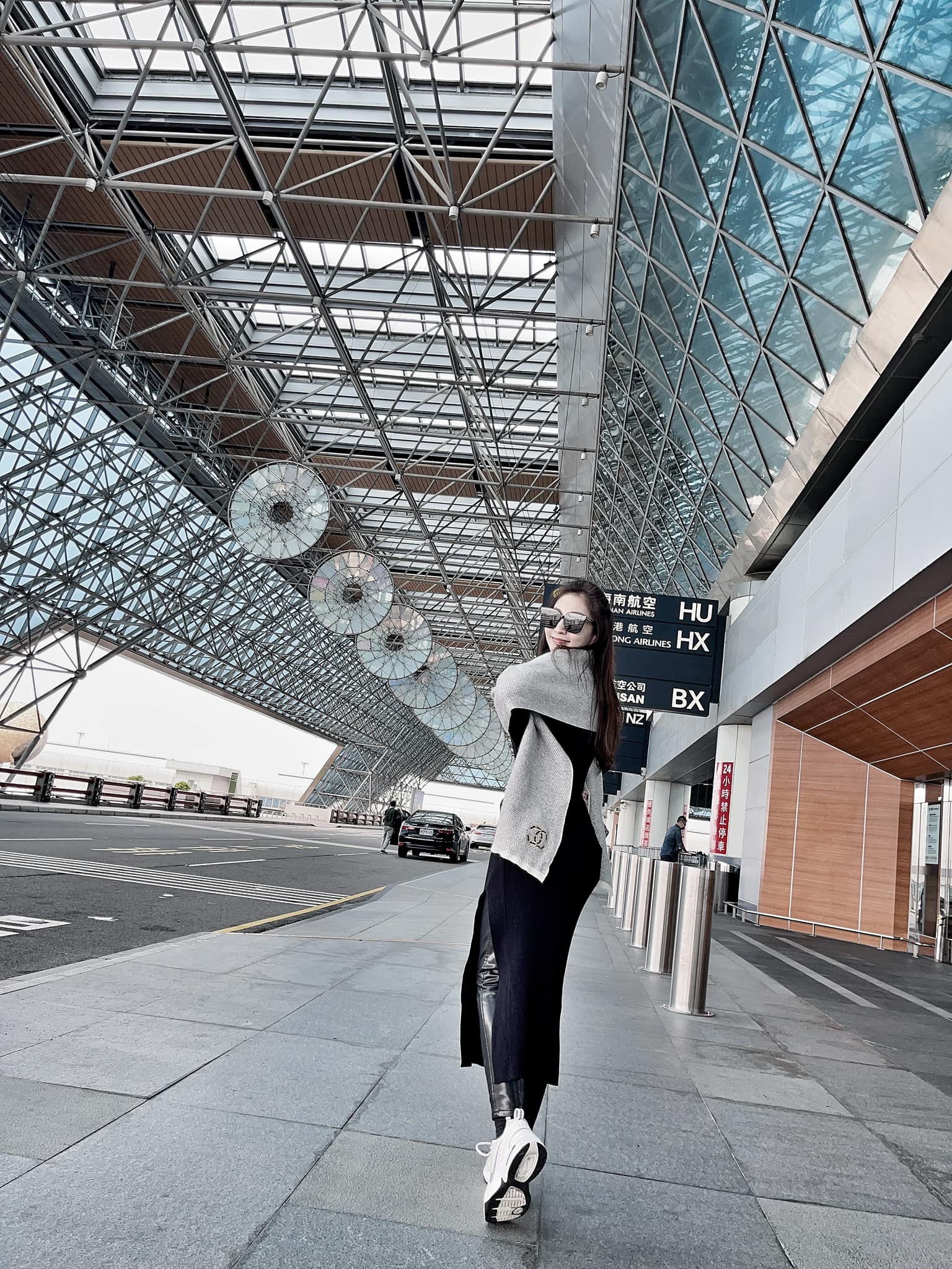 阿翔老婆機場人臉辨識「被退貨」！航警比對護照面露尷尬：有人過幾年會長不一樣