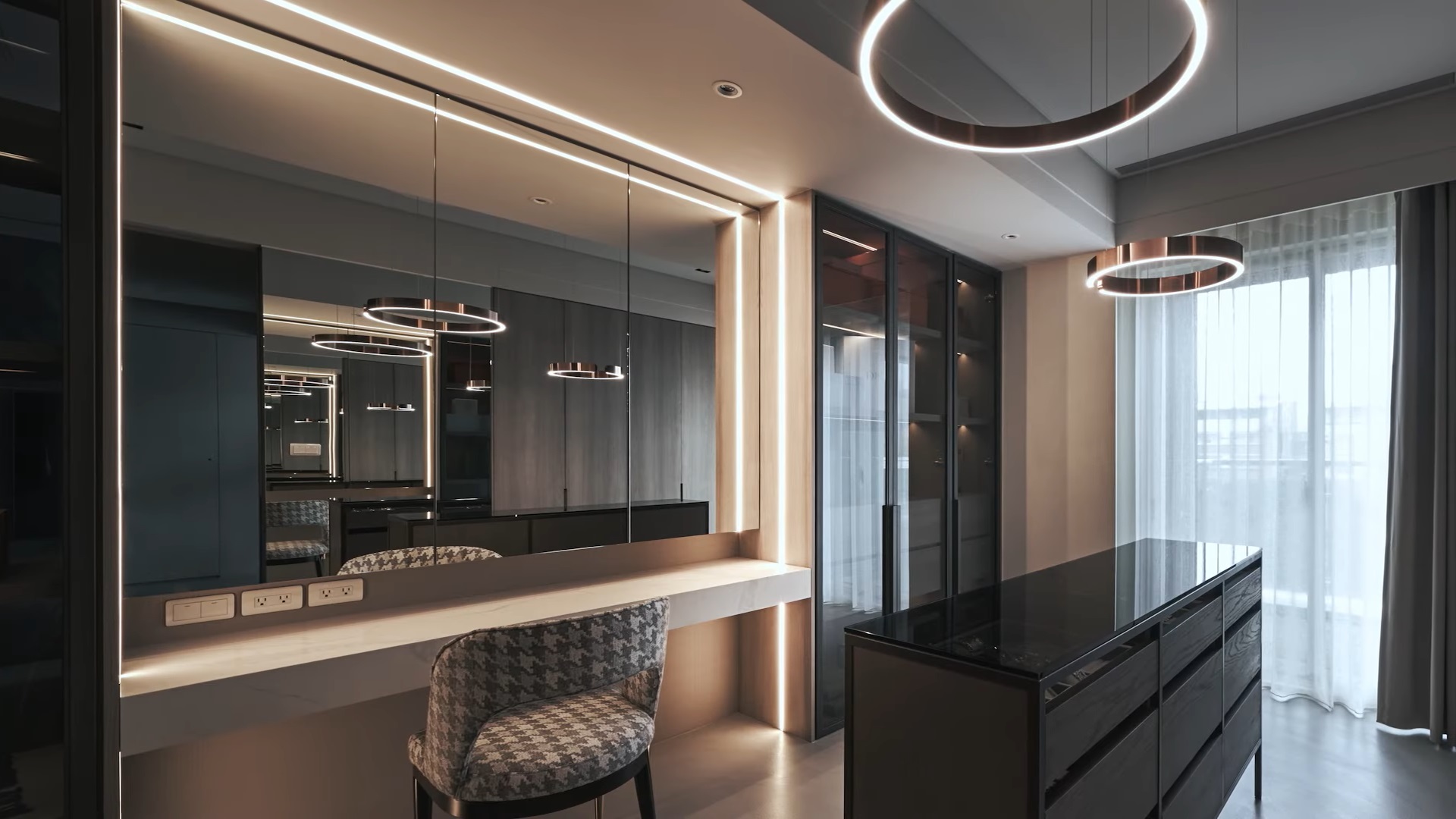 開箱8500萬豪宅挨轟炫富！曾莞婷霸氣反擊「炫的不是富」：這是我用雙手打拚來的