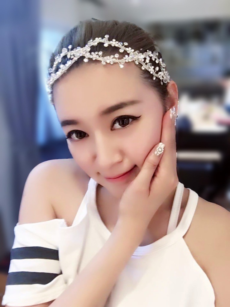 李妍憬慘遇渣男！曬親密吻照控訴「2大惡行」　自揭坎坷情路怒嗆：當我包養你