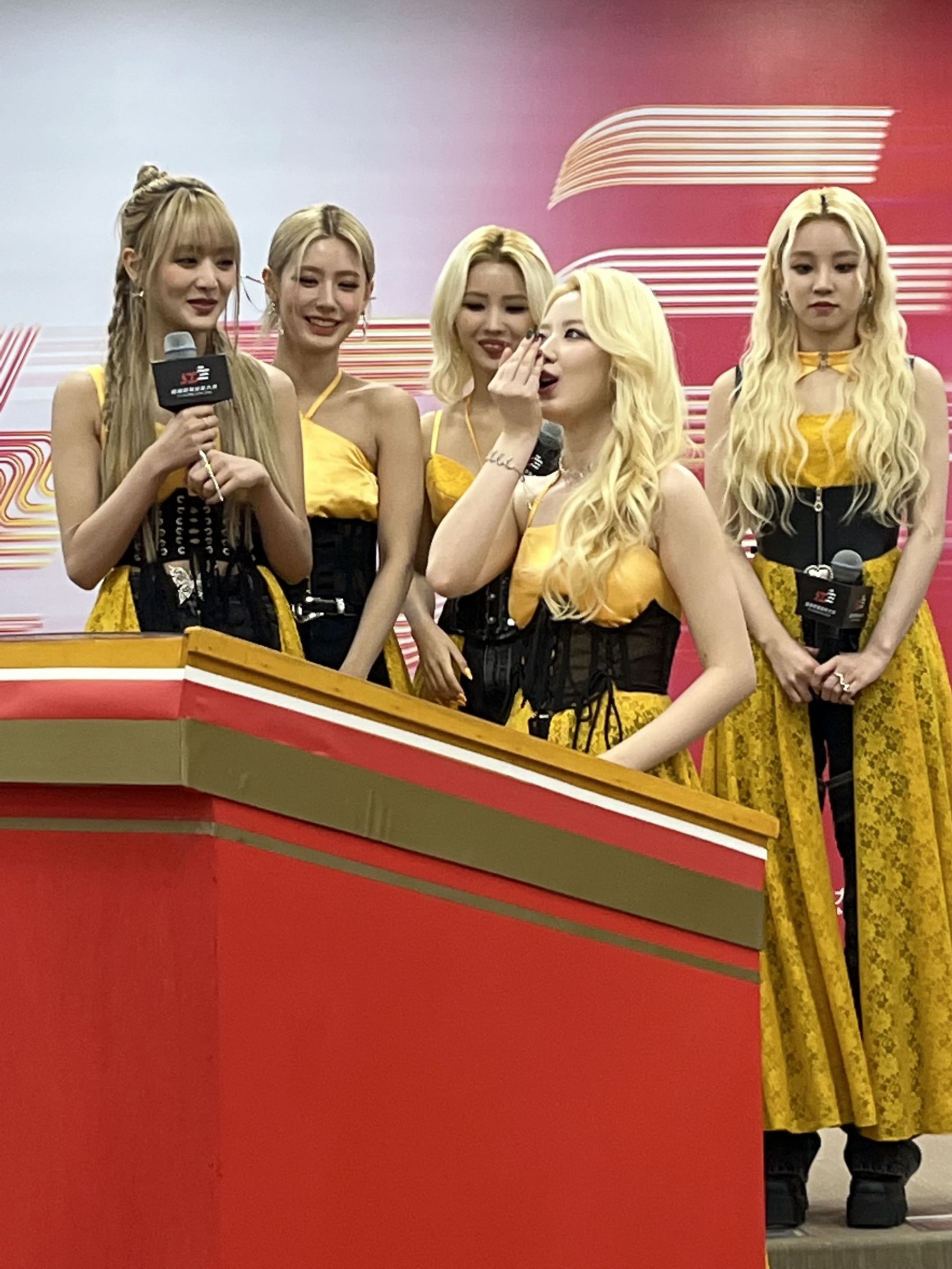 紅白／(G)I-DLE雨琦向成員姐姐「要紅包被識破」！舒華想念台灣美食：有去逛夜市