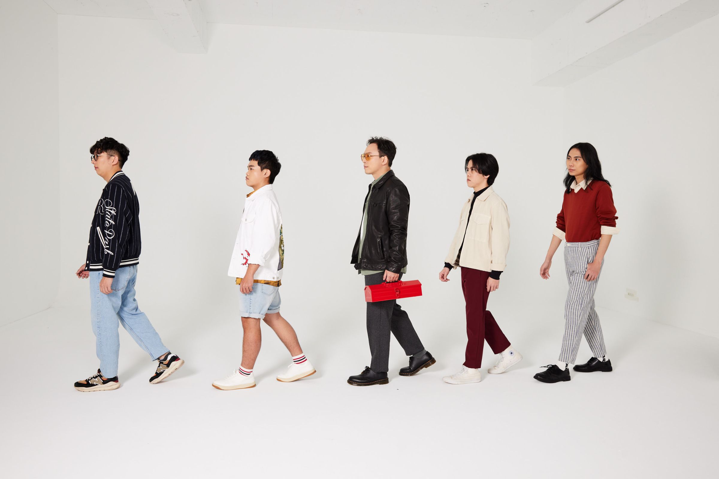 脫序派對解散改組「辣鄰居」！首張同名專輯幽默唱出社會小人物沈重心境