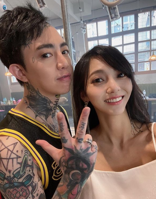 祈錦鈅痛哭整晚不忍了！揭「完整對話紀錄」還原真相：他也約我啊