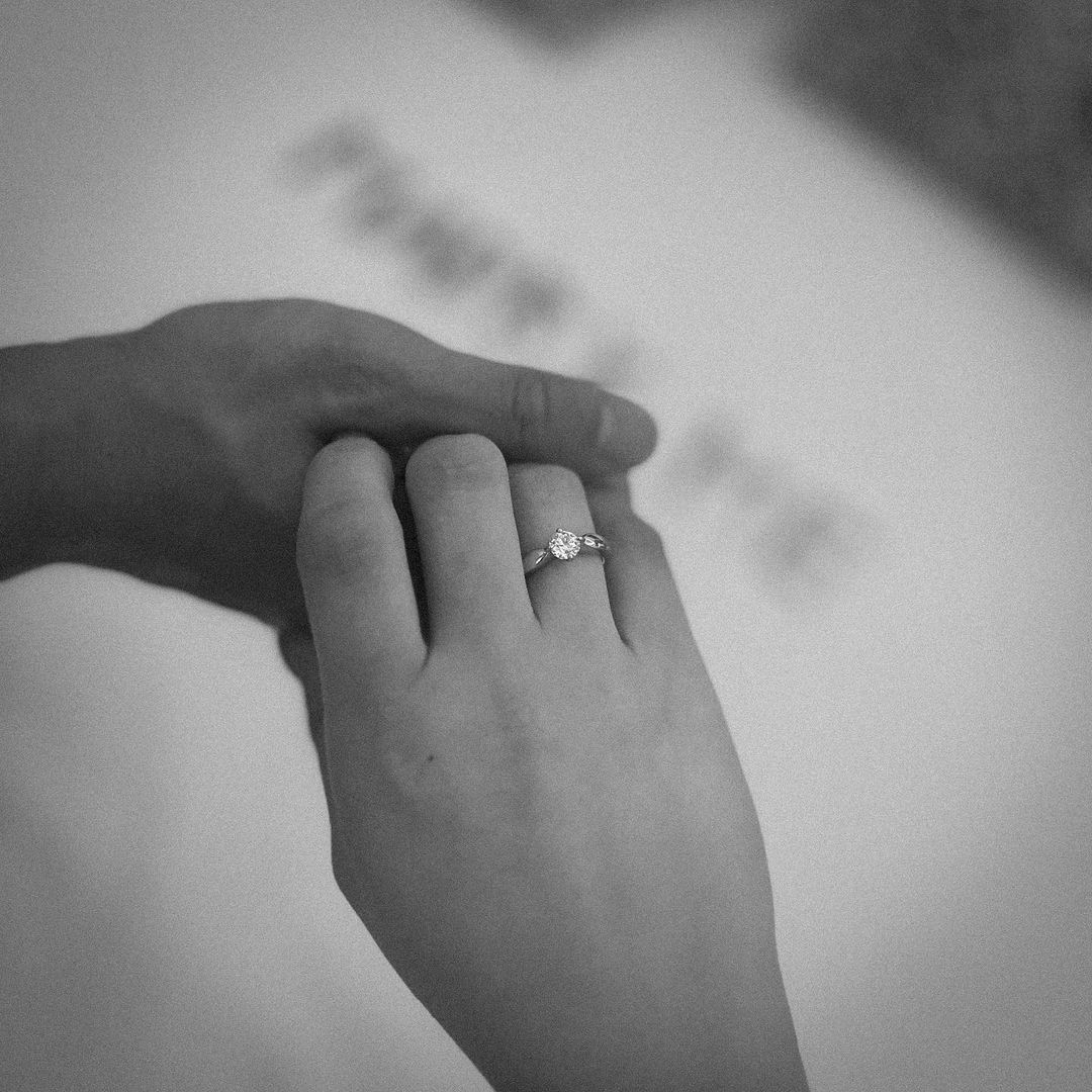 焦凡凡才剛答應嫁給婁峻碩！突曬「絕美性感婚紗照」　她急揭真相