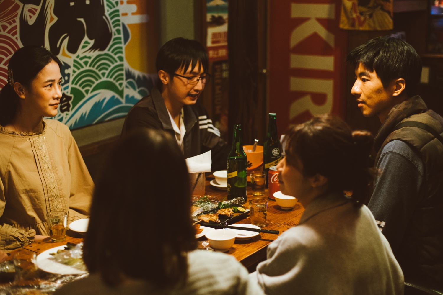 阿翰客串《本日公休》霸凌臭罵陳庭妮！千千甜撩傅孟柏　看到食物就想吃自嘲：本日開吃