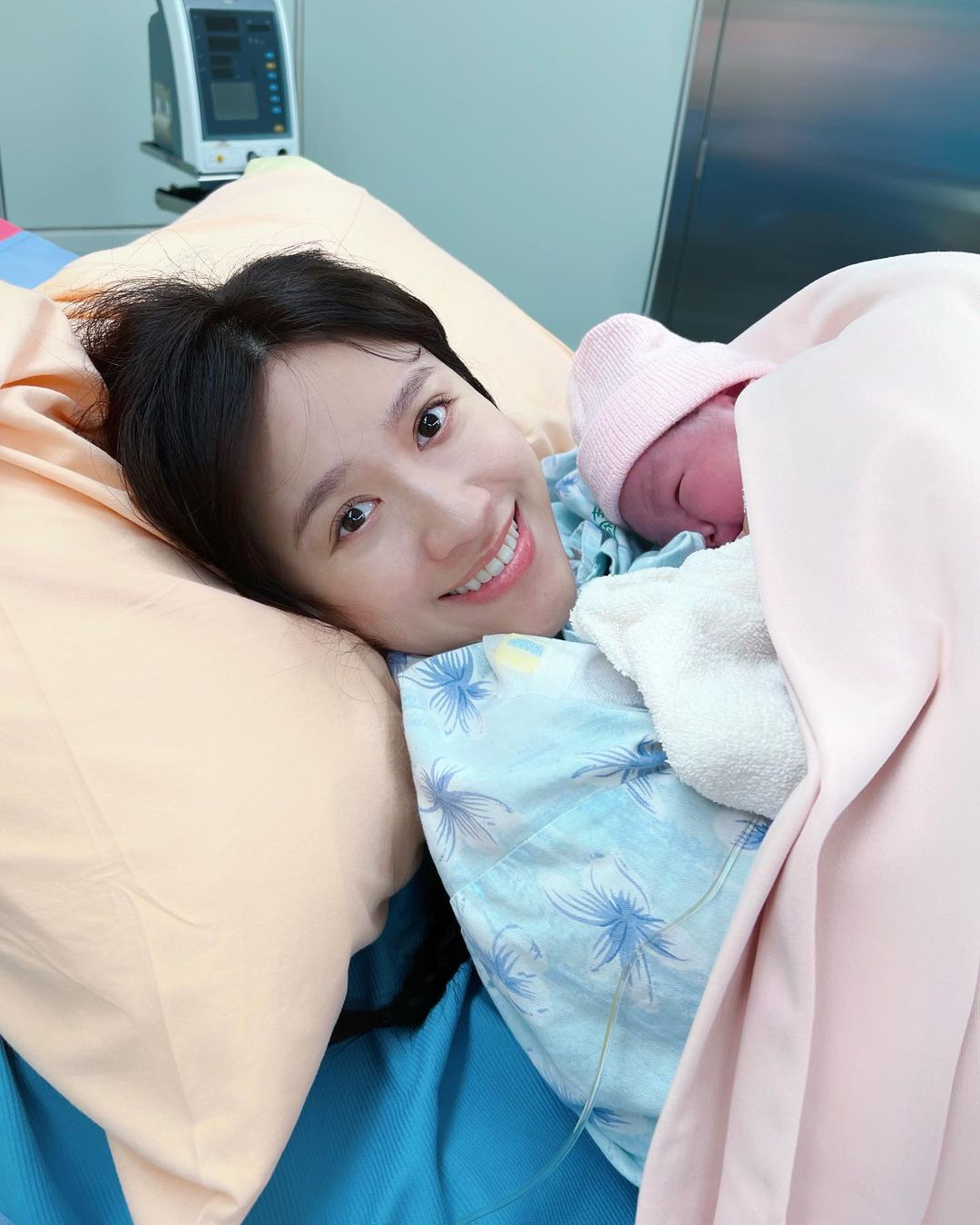 吳姍儒順產愛子！揭可愛小名曬「母子同框照」甜喊：兒子，我愛你