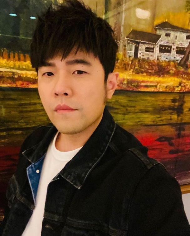 周杰倫8000萬「6星級網咖」爆經營異常!經紀公司發聲曝真相