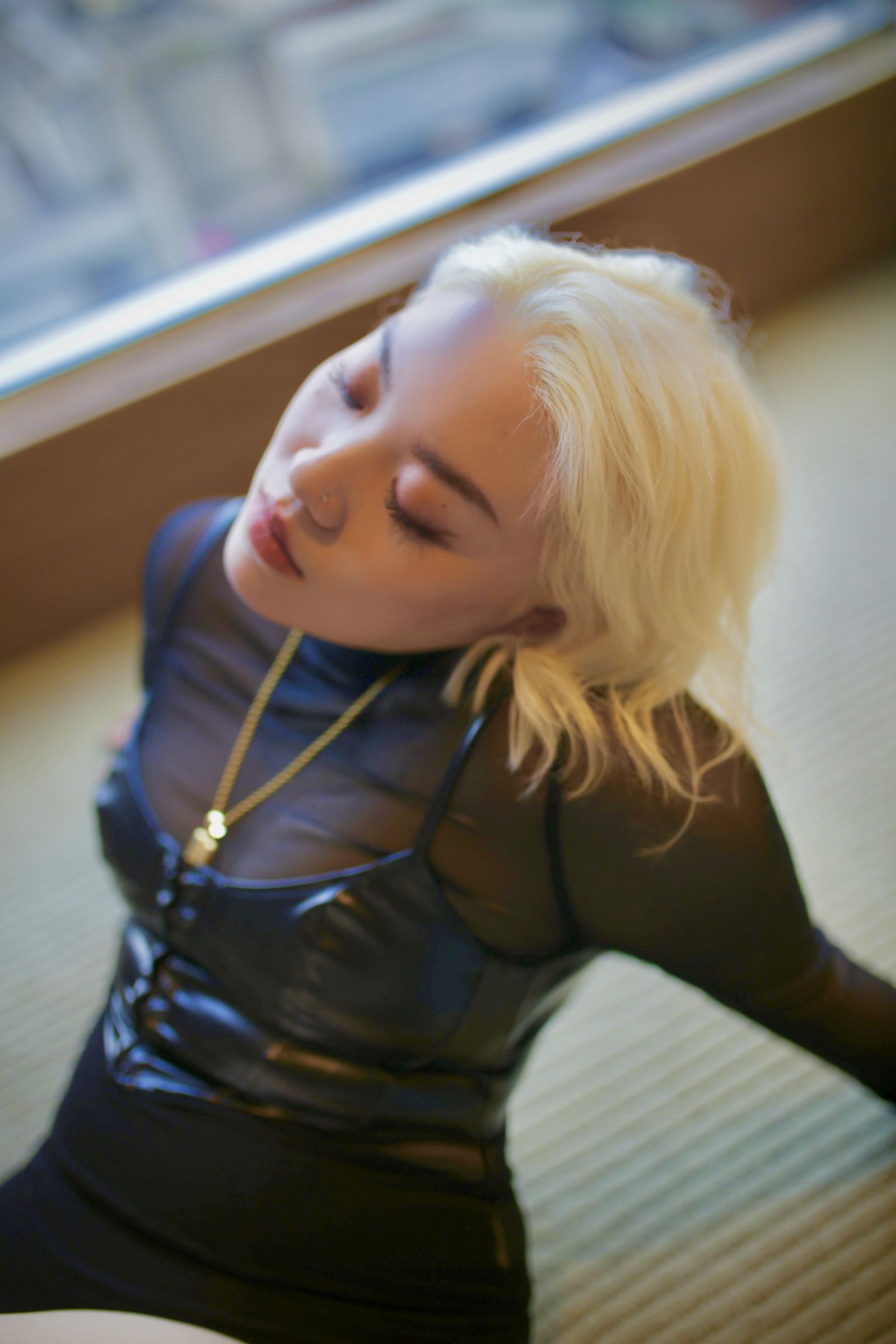 Naa高娜娜化身復仇女王！新曲〈Get On Your Knees〉要渣男跪下