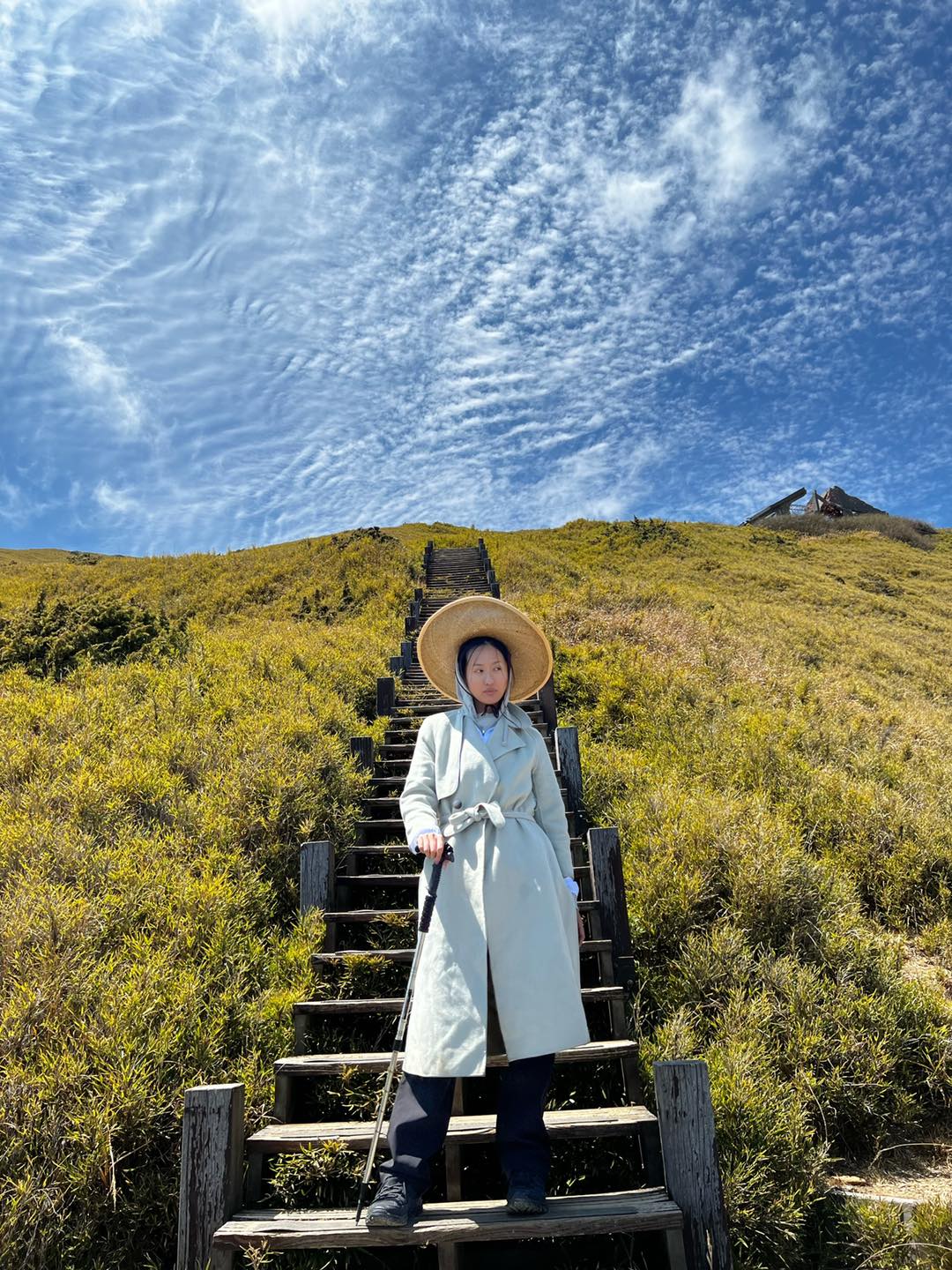 薔薔被迫爬百岳！崩潰抱怨「要了我的命」　眼神死憔悴模樣網笑翻