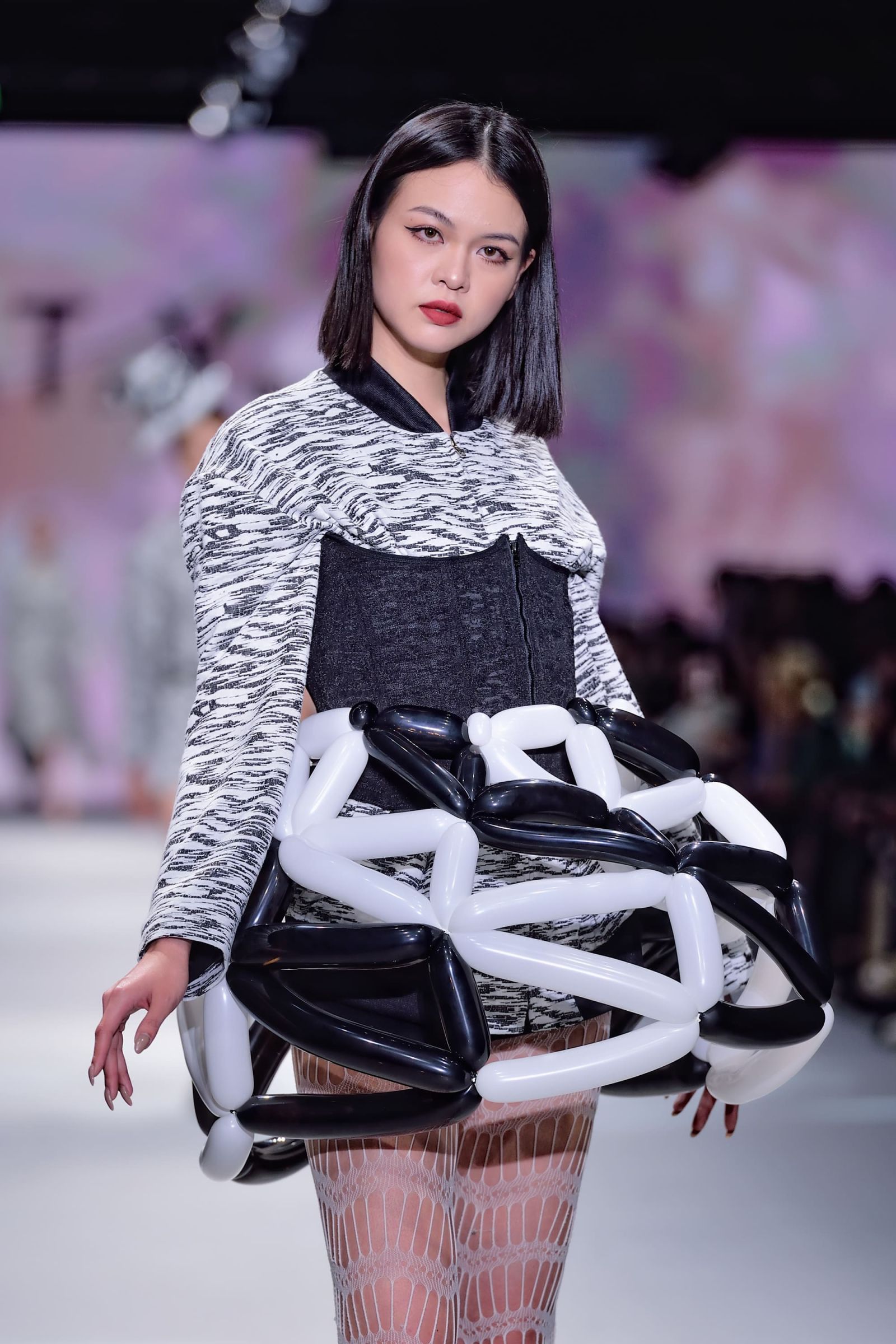 創作氣球飾品登臺北時裝週！洪璽皓「夢想實現一半」　曝創作理念