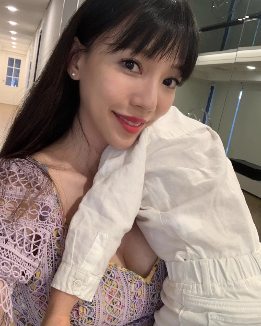 王力宏開演唱會唱到哭！李靚蕾嘲諷「摘下面具做人」敲鎚怒嗆：別再消費