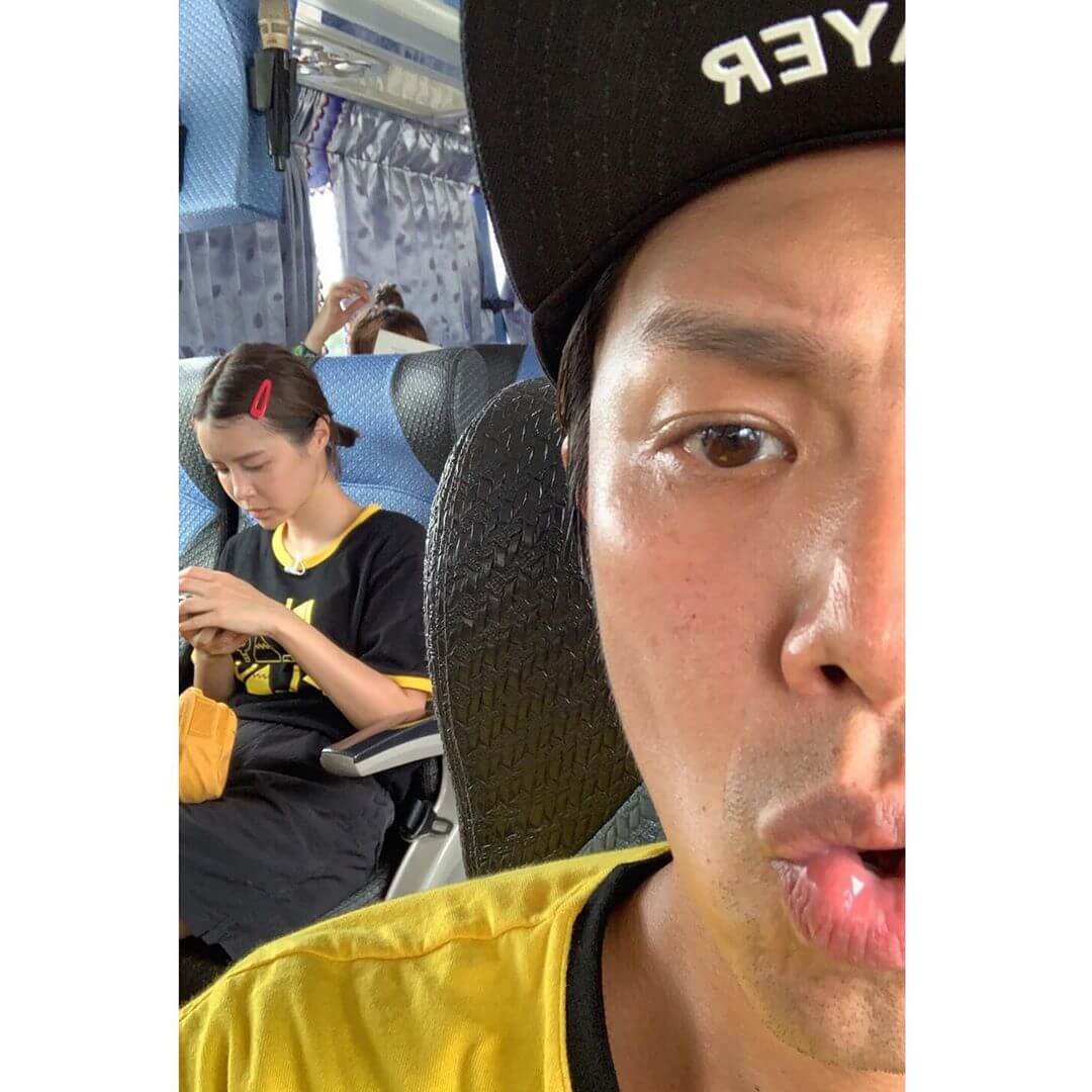收小鬼驚喜禮!李佳穎準備「紙紮潮椅」回禮 網讚:天堂最潮