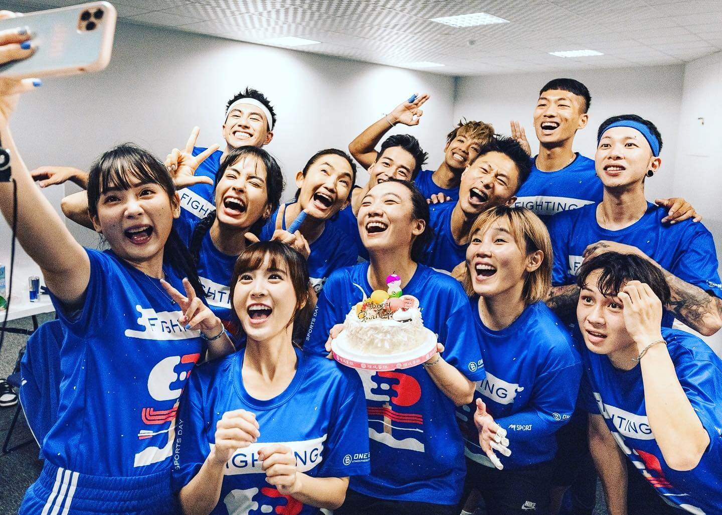 睽違14年再開金嗓!彭小刀《英雄的模樣》曝21位全明星2選手兒時萌樣