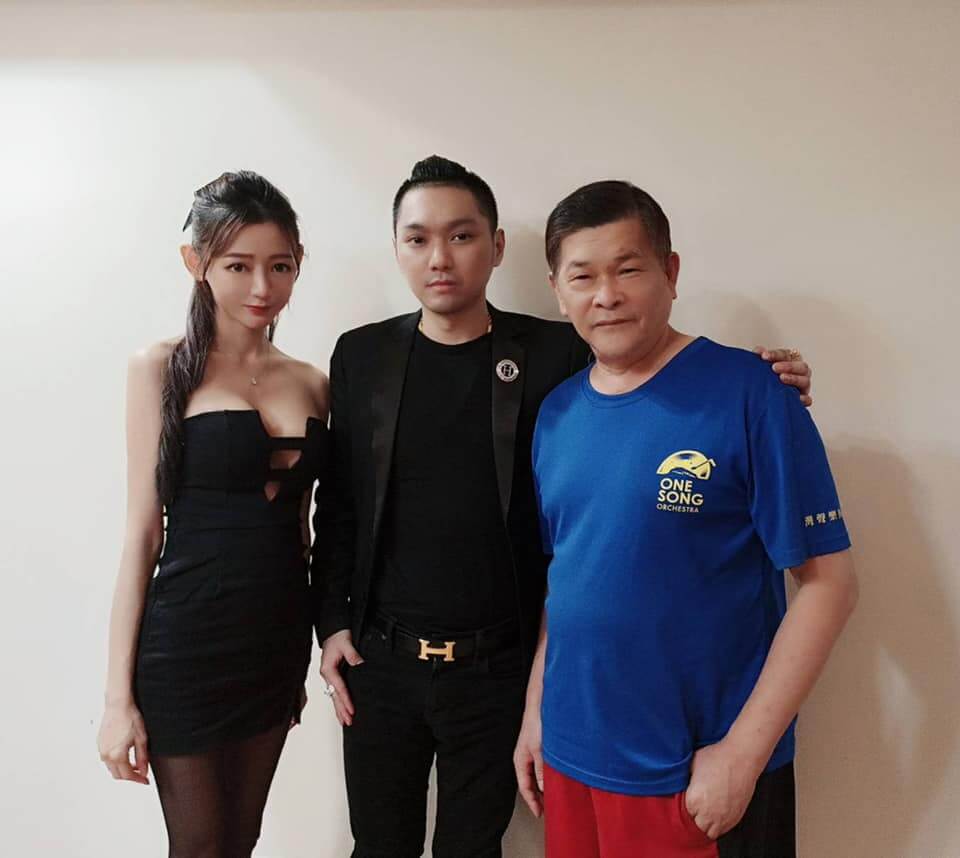 確定合體聯播!澎恰恰凌晨5點順利簽約 連千毅:欠2億不是大數目