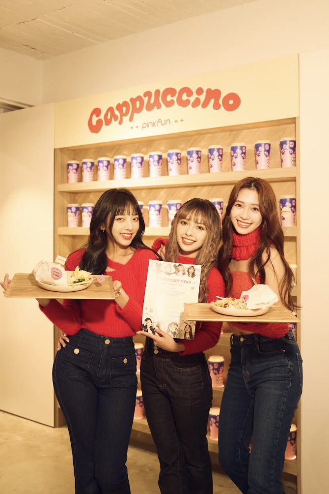 PINK FUN出道兩週年！舉辦「新年粉絲感謝祭」　團員近距離跟粉絲互動喜喊：像朋友一樣