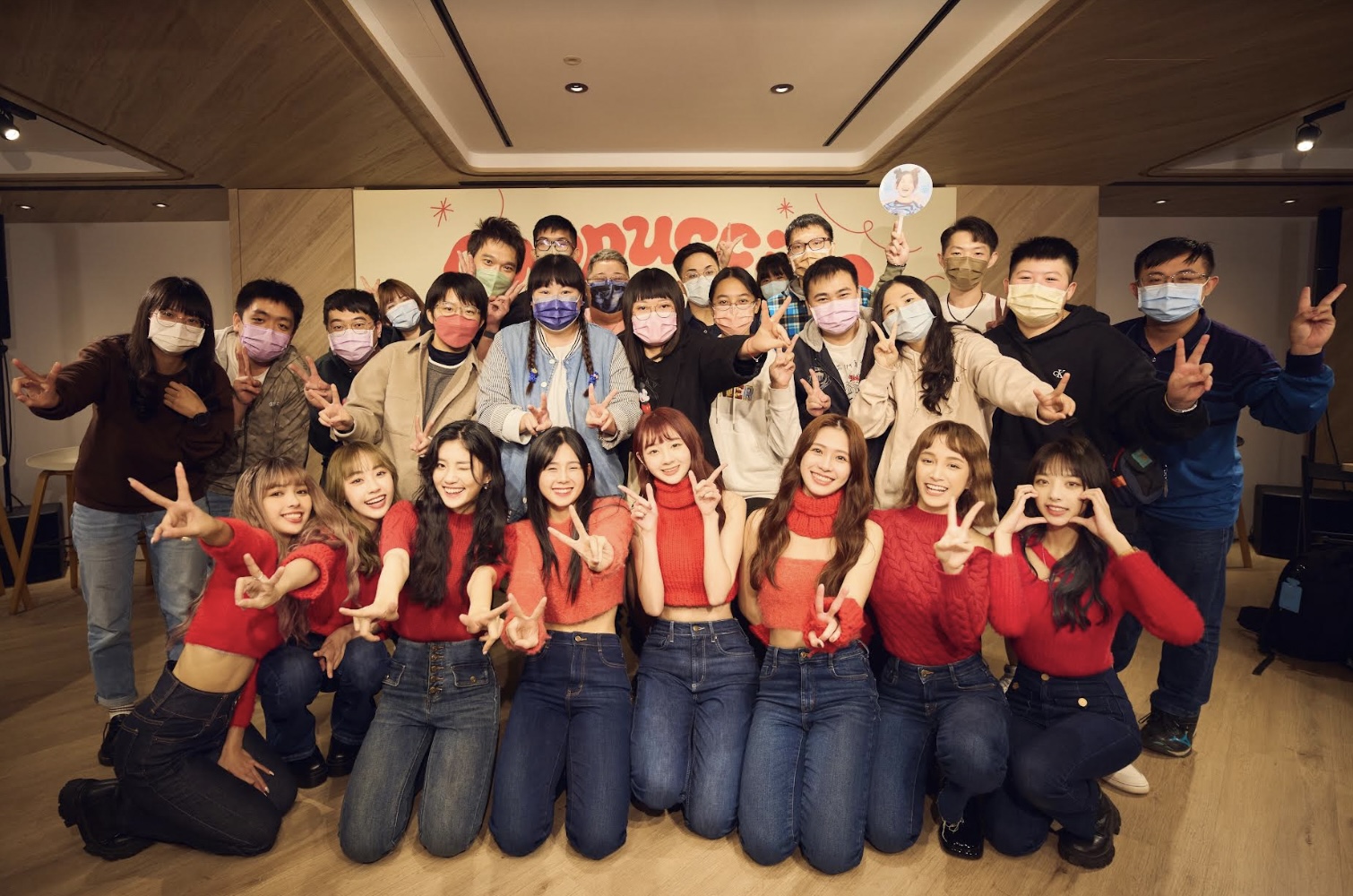 PINK FUN出道兩週年！舉辦「新年粉絲感謝祭」　團員近距離跟粉絲互動喜喊：像朋友一樣
