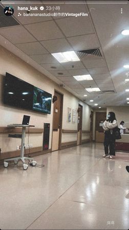 美女歌手演唱會耳機爆音!耳膜遭轟炸「痛到驚叫險暈倒」 高燒送醫現況曝光