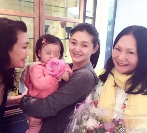 直播和孫女視訊喊「過不好來找奶奶」!張蘭再護汪小菲:沒必要跟小台獨置氣