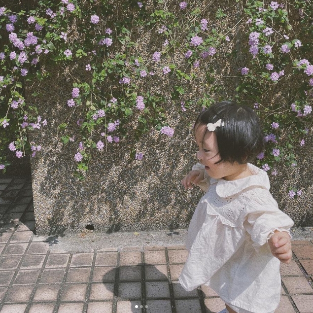 余文樂愛女「早產出生」僅1KG重!王棠云淚訴:只能在保溫箱旁崩潰