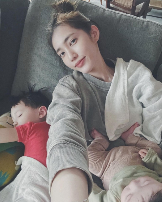 余文樂愛女「早產出生」僅1KG重!王棠云淚訴:只能在保溫箱旁崩潰