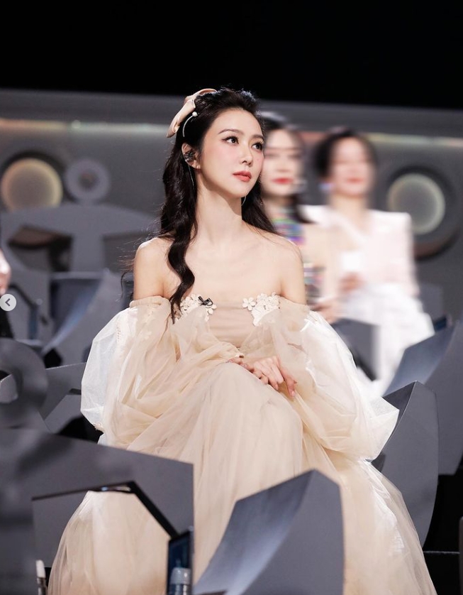 薛凱琪遭嗆「蛇精女」!《乘風破浪》仙氣造型美翻 關鍵字衝熱搜打臉酸民