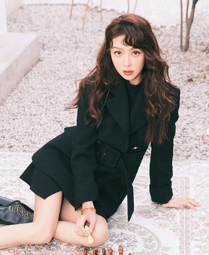 薛凱琪遭嗆「蛇精女」!《乘風破浪》仙氣造型美翻 關鍵字衝熱搜打臉酸民