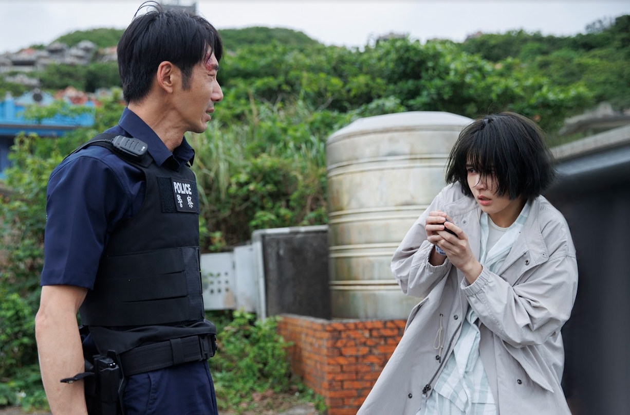 〈慷慨〉MV由殷振豪執導!曾沛慈與李李仁狂飆演技 「情緒爆發、渾身瘀青」劇情賺人熱淚